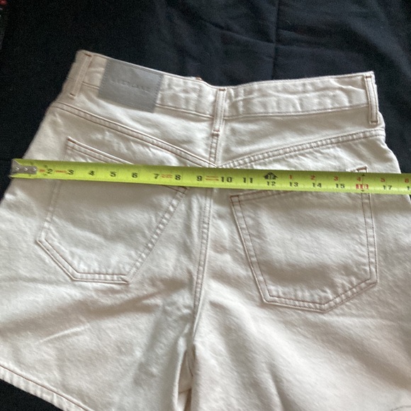 Everlane The A-Line Denim Short in Ecru - Picture 5 of 10